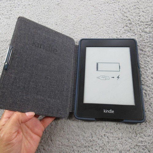 Amazon kindle paperwhite ey21 - amazon,